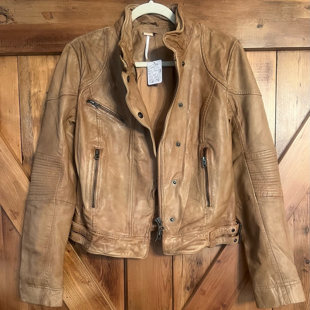 🔥REDUCED🔥 FREE PEOPLE Fitted and Rugged Leather Jacket - Picture 6 of 9